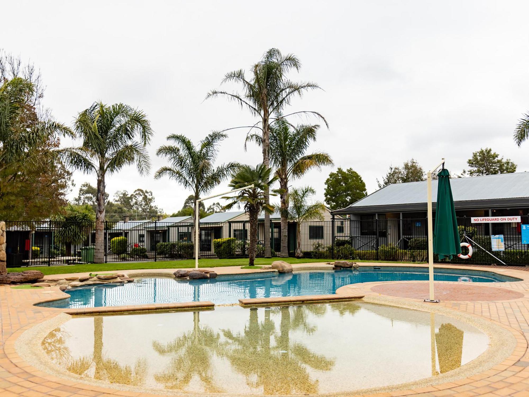 Nrma Ballarat Holiday Park Экстерьер фото