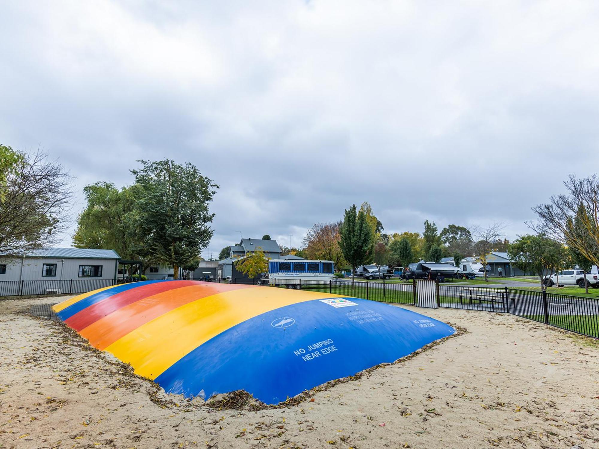 Nrma Ballarat Holiday Park Экстерьер фото