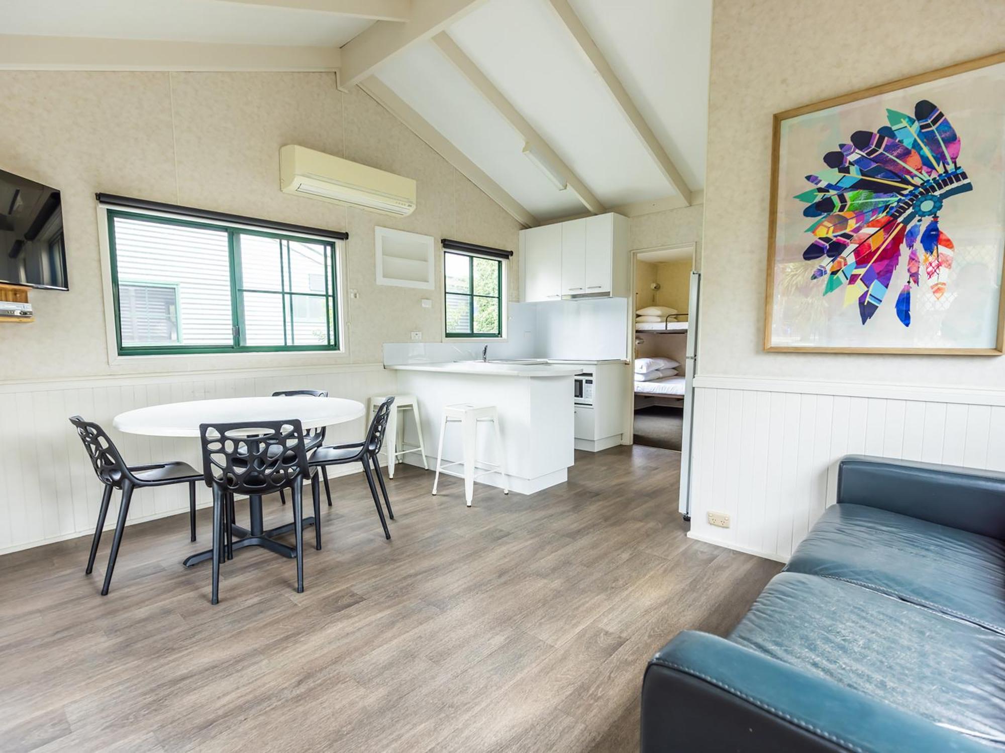 Nrma Ballarat Holiday Park Номер фото