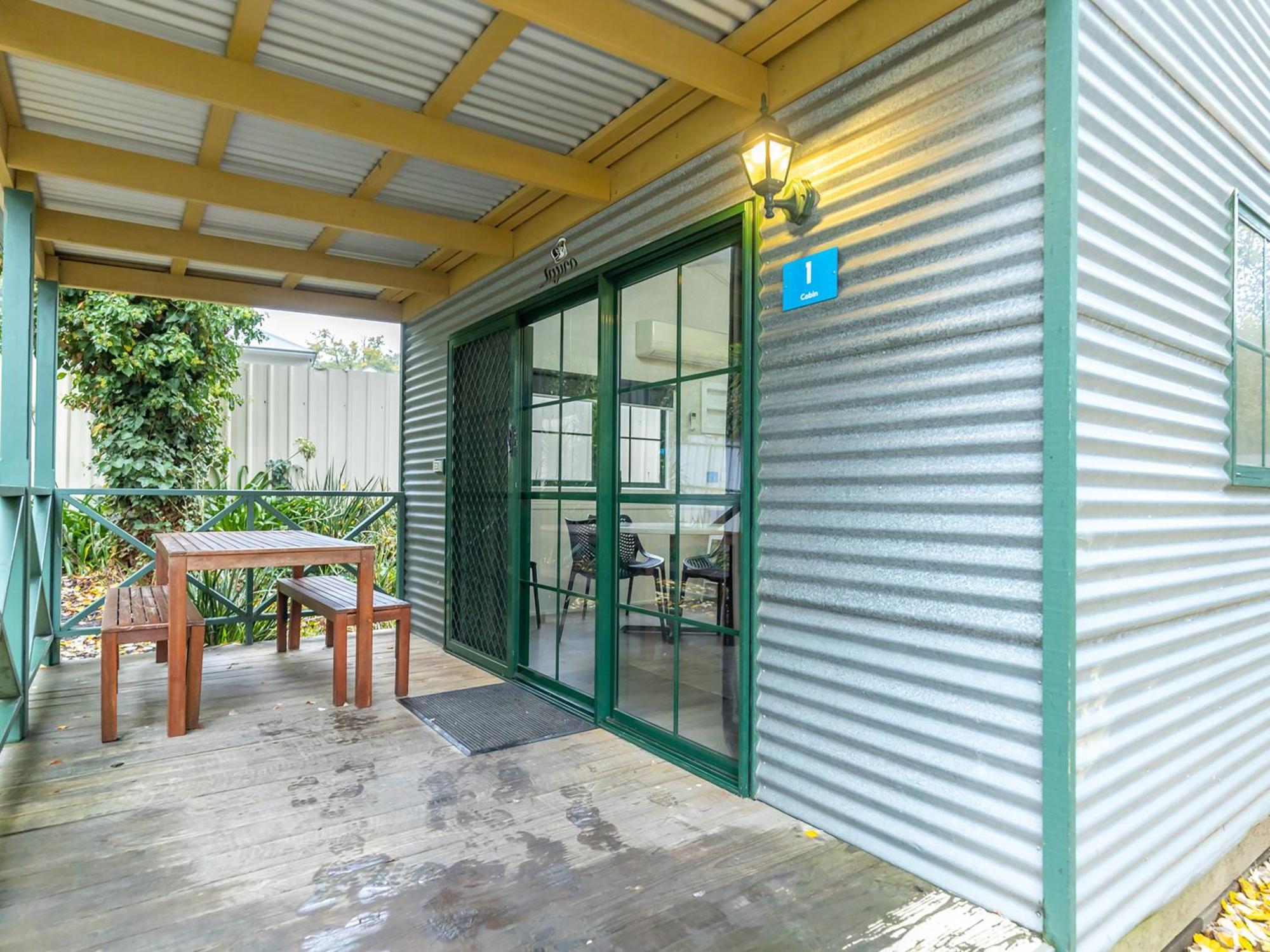 Nrma Ballarat Holiday Park Номер фото